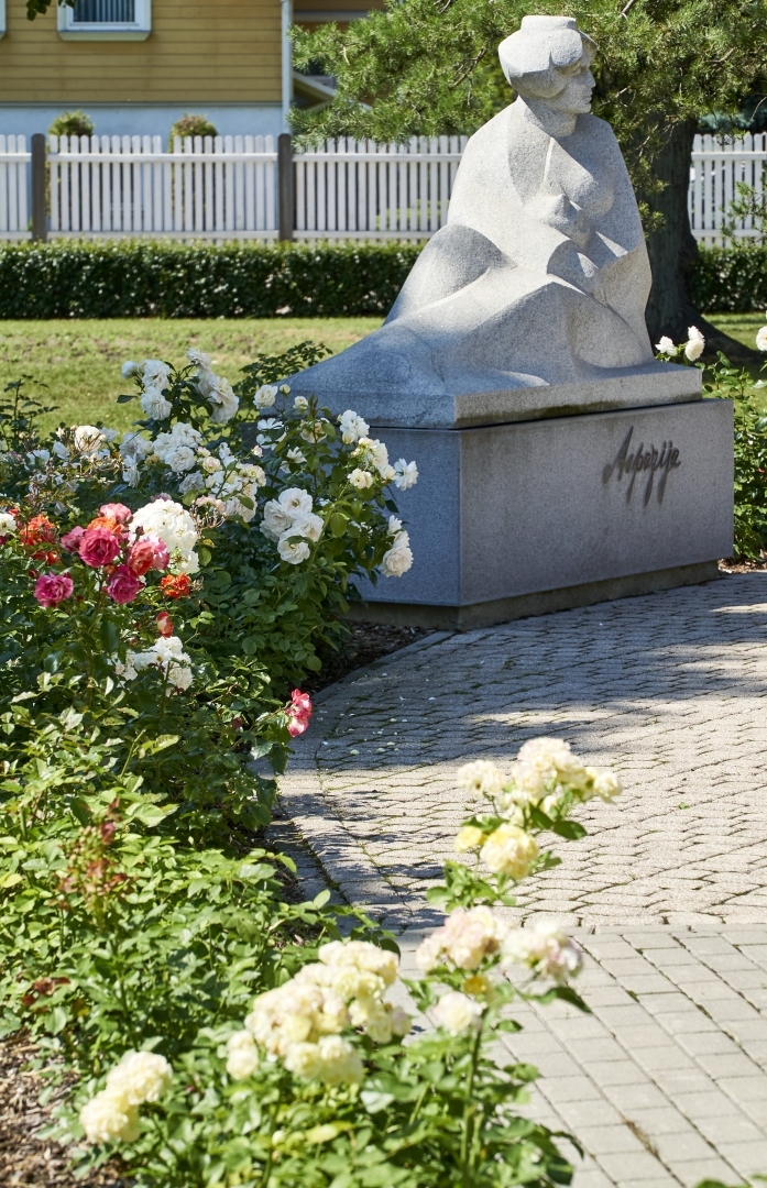 Piemineklis "Aspazija"