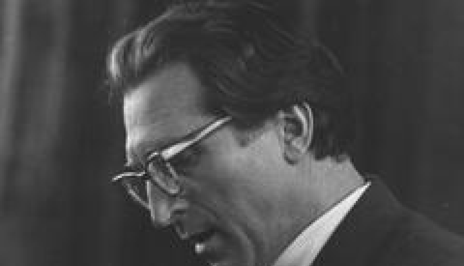 Ziedonis Purvs lasa dzeju 